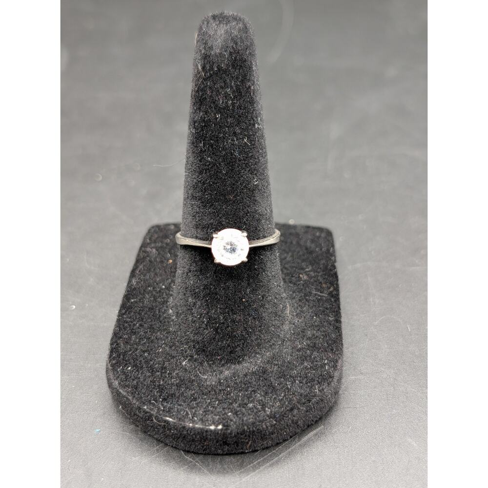 Diamonique Sterling Silver 925 Round CZ Solitaire Ring Size 7 Signed DQ Vintage